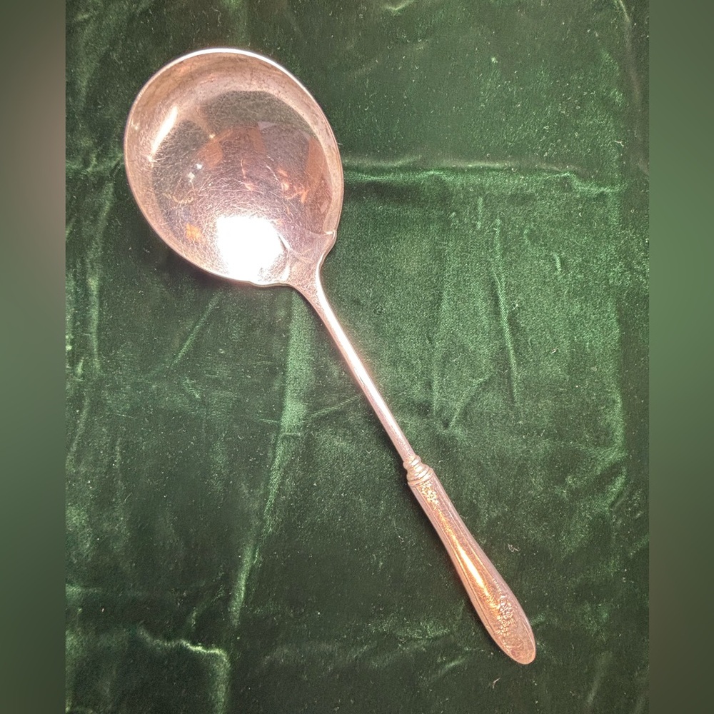 Queen Bess II Silverplate Ladle